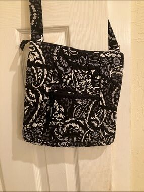 Vera Bradley Black and White Floral Paisley Quilted Crossbody Bag